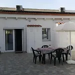 Gali Eco-apartment דירה
