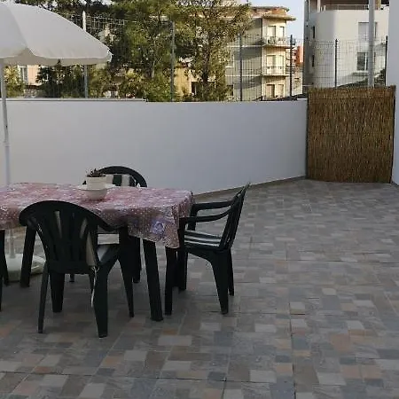 Gali Eco-apartment Апартаменти